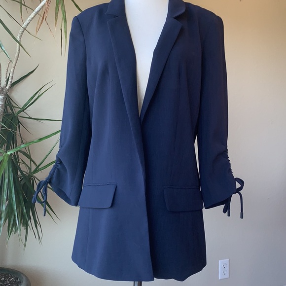 Ann Taylor Loft blue full length blazer. Summer wardrobe staple! - Picture 1 of 7